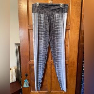 Waterlust Plus Size TIGER SHARK TRAILBLAZER LEGGINGS